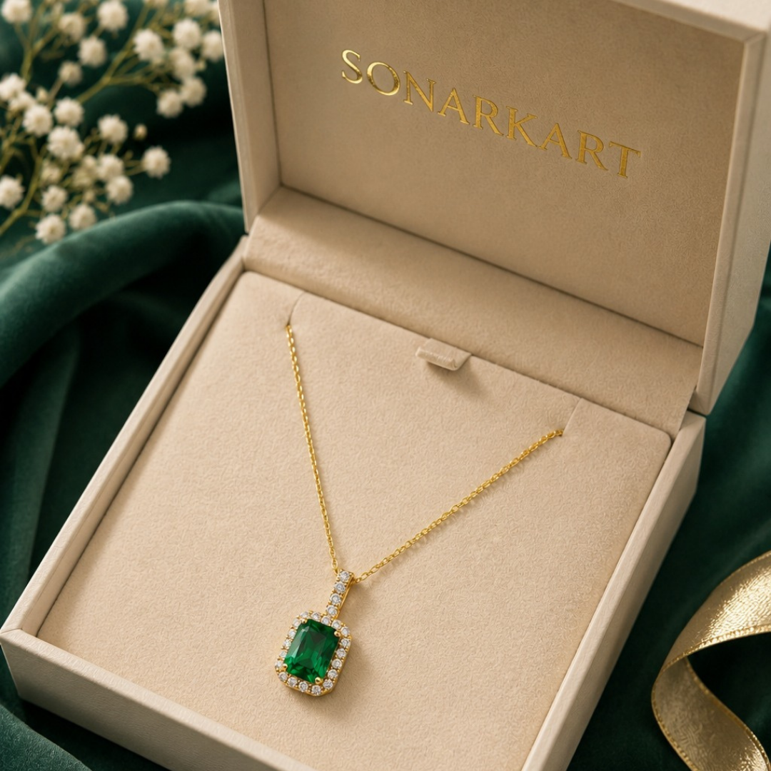 Emerald Luxe Radiance Pendant (Made With 925 Silver)